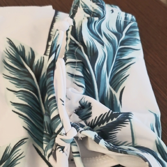 Zafuaz 3 Piece Bikini & Sleeved Cover Up Set White with Blue & Green Palm Tree S - Picture 7 of 13